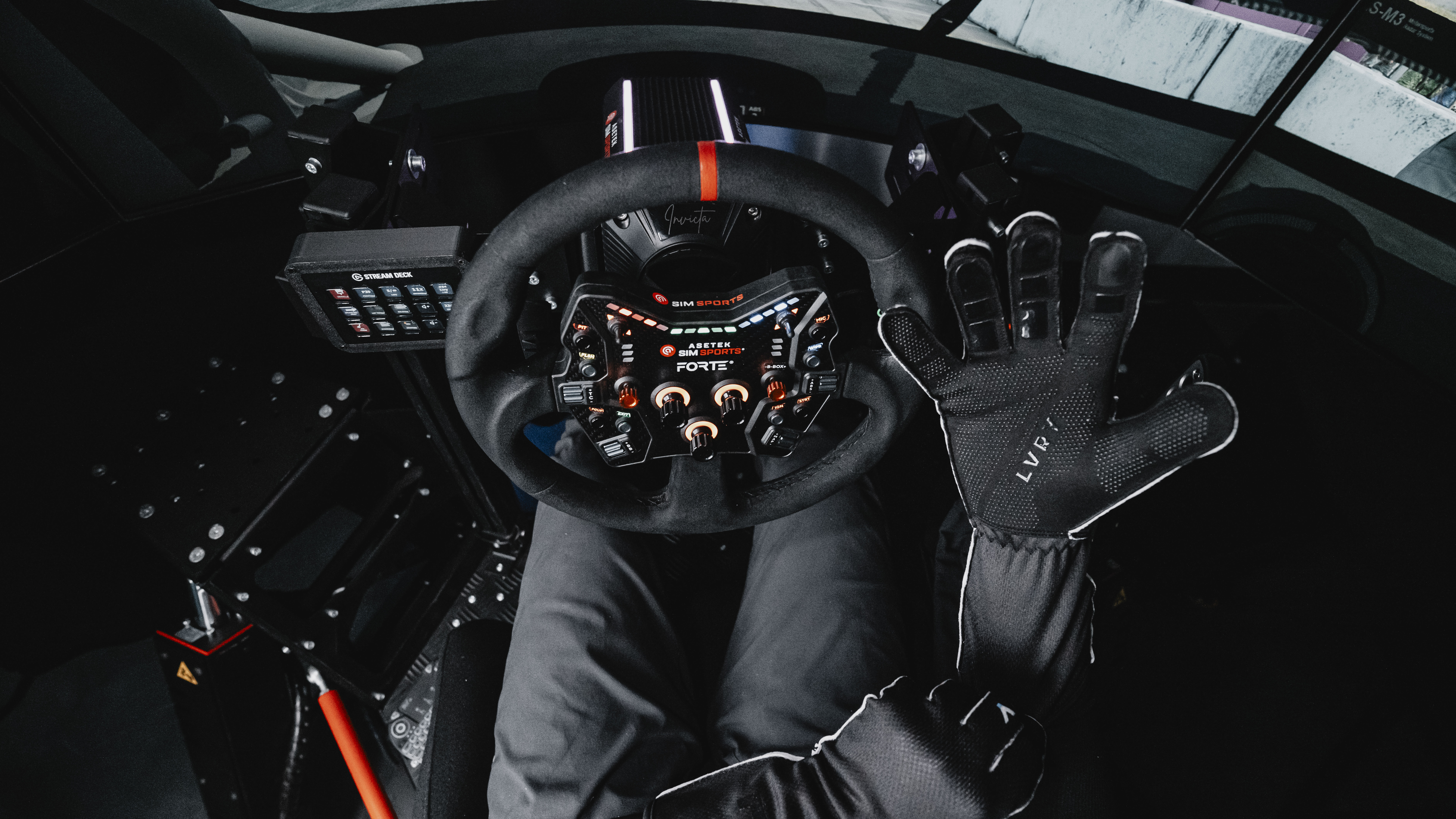 SIM GLOVE